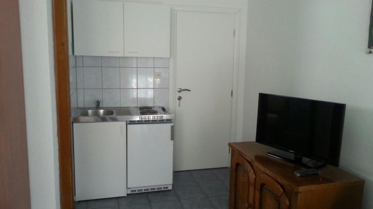 Apartment Miskovic Makarska Bagian luar foto