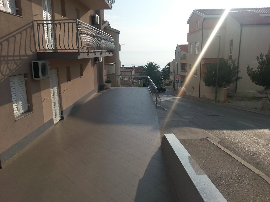 Apartment Miskovic Makarska Ruang foto