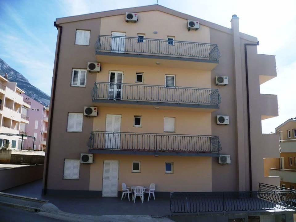 Apartment Miskovic Makarska Bagian luar foto