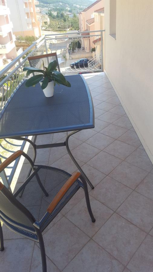 Apartment Miskovic Makarska Bagian luar foto