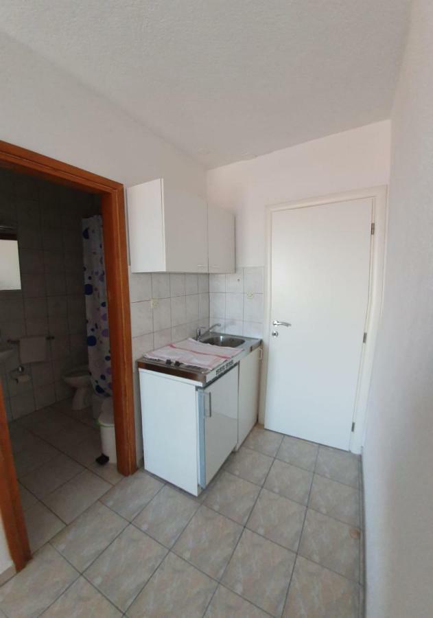 Apartment Miskovic Makarska Bagian luar foto