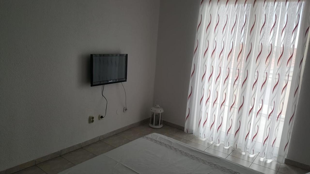 Apartment Miskovic Makarska Bagian luar foto
